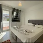 Villa Sembol *